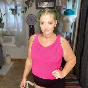 La Miel Fuchsia Pink Preppy Casual Knit Tank Top Size Small